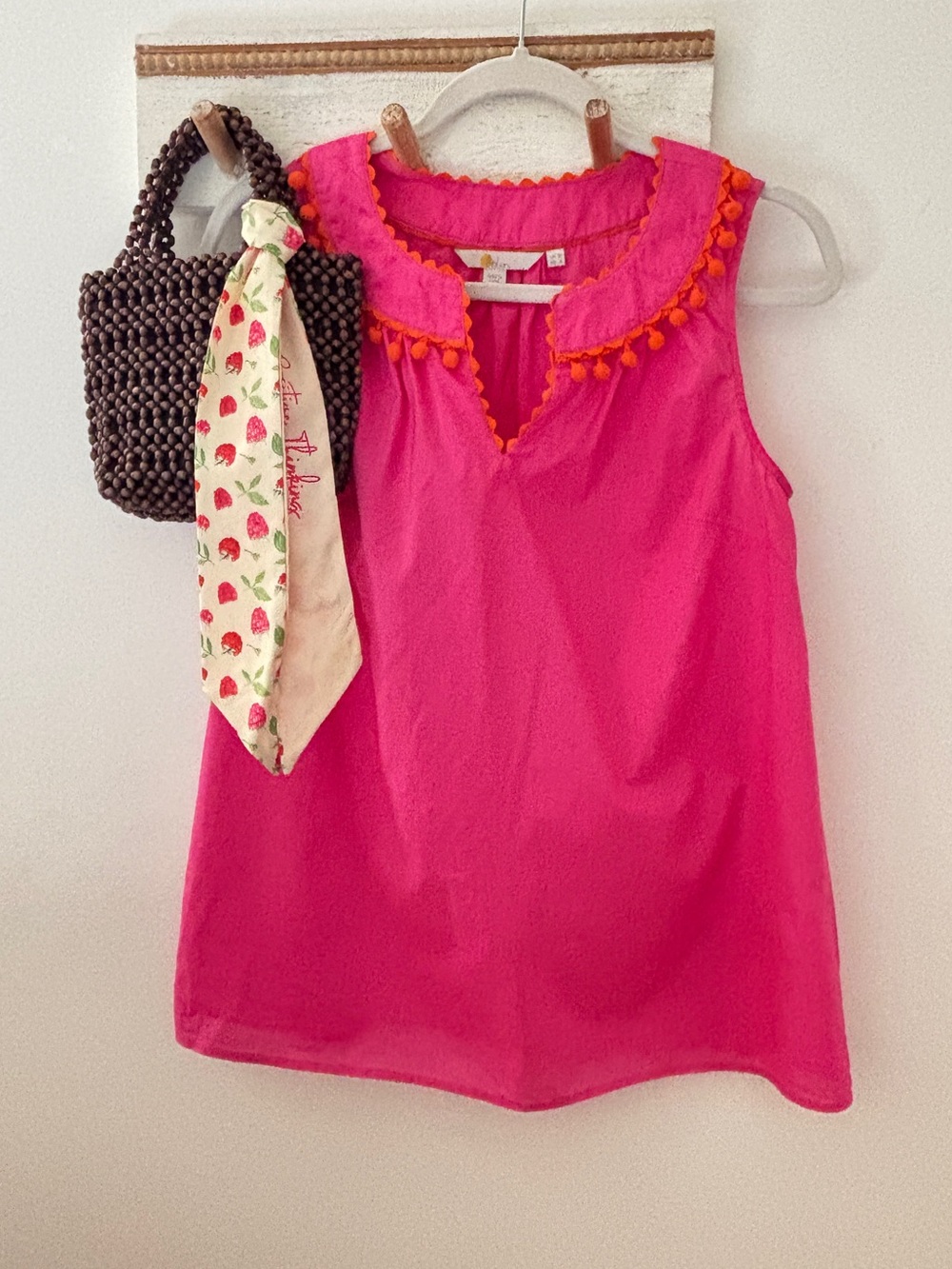Boden V Neck Sleeveless Top